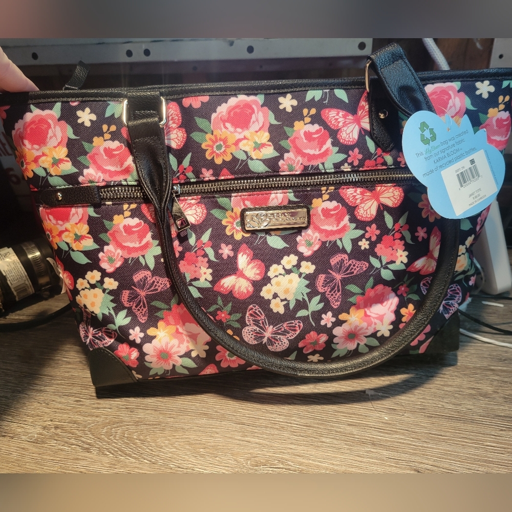 Lily‎ Bloom NWT Karma Bloom Janet Tote Bag